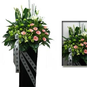 Sympathy Wreath (FW-106)