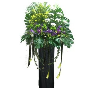 Sympathy Wreath (FW-110)