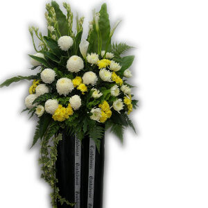 Sympathy Wreath (FW-7)